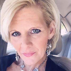 Meet your Posher, Sherri